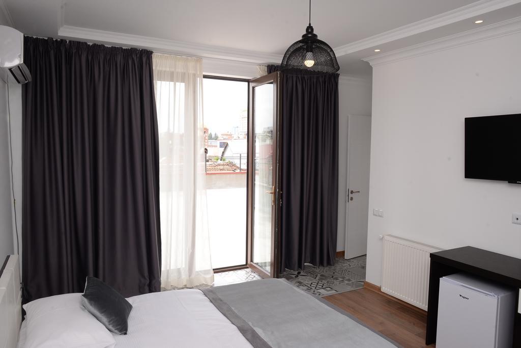 Guest House Gantiadi Batumi Exterior foto
